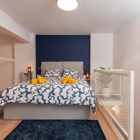 O2 Blue Apartment Thessaloniki Exterior photo