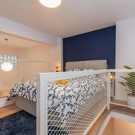 O2 Blue Apartment Thessaloniki Exterior photo